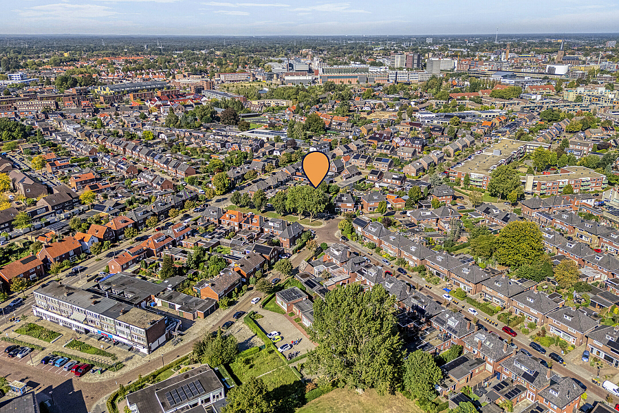 Twee-onder-één-kap te koop: Waarbekenplein 4, Hengelo