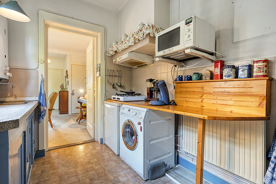 Twee-onder-één-kap te koop: Waarbekenplein 4, Hengelo