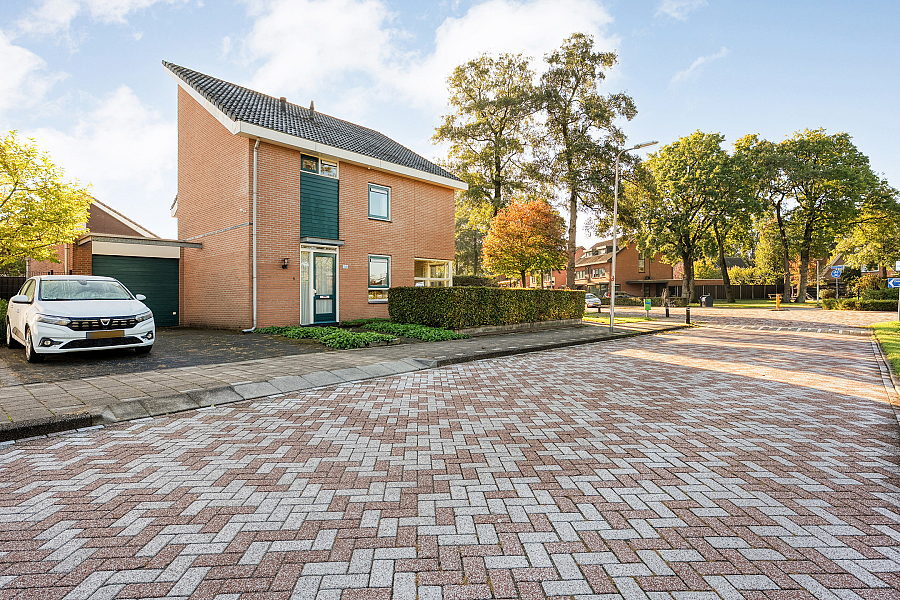 Vrijstaande woning te koop: Bronforelstraat 150, Hengelo